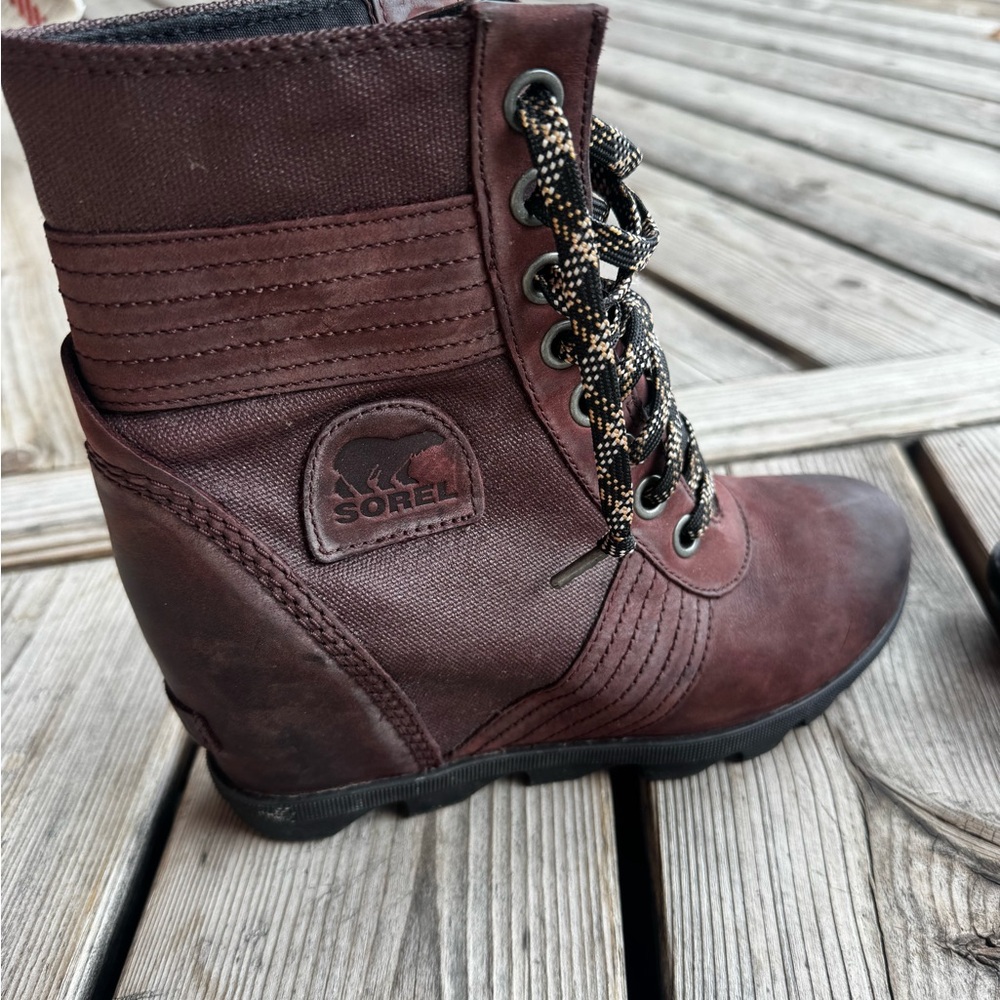 Sorel Two-Tone Black and Brown Lace-Up Wedge Boot